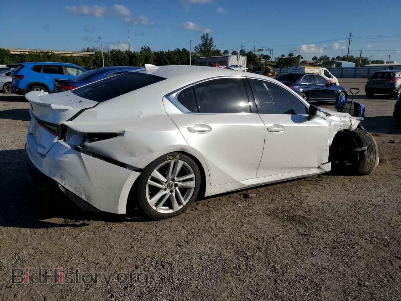 2021 LEXUS IS - VIN: JTHCA1D27M5117772 - Фото 3