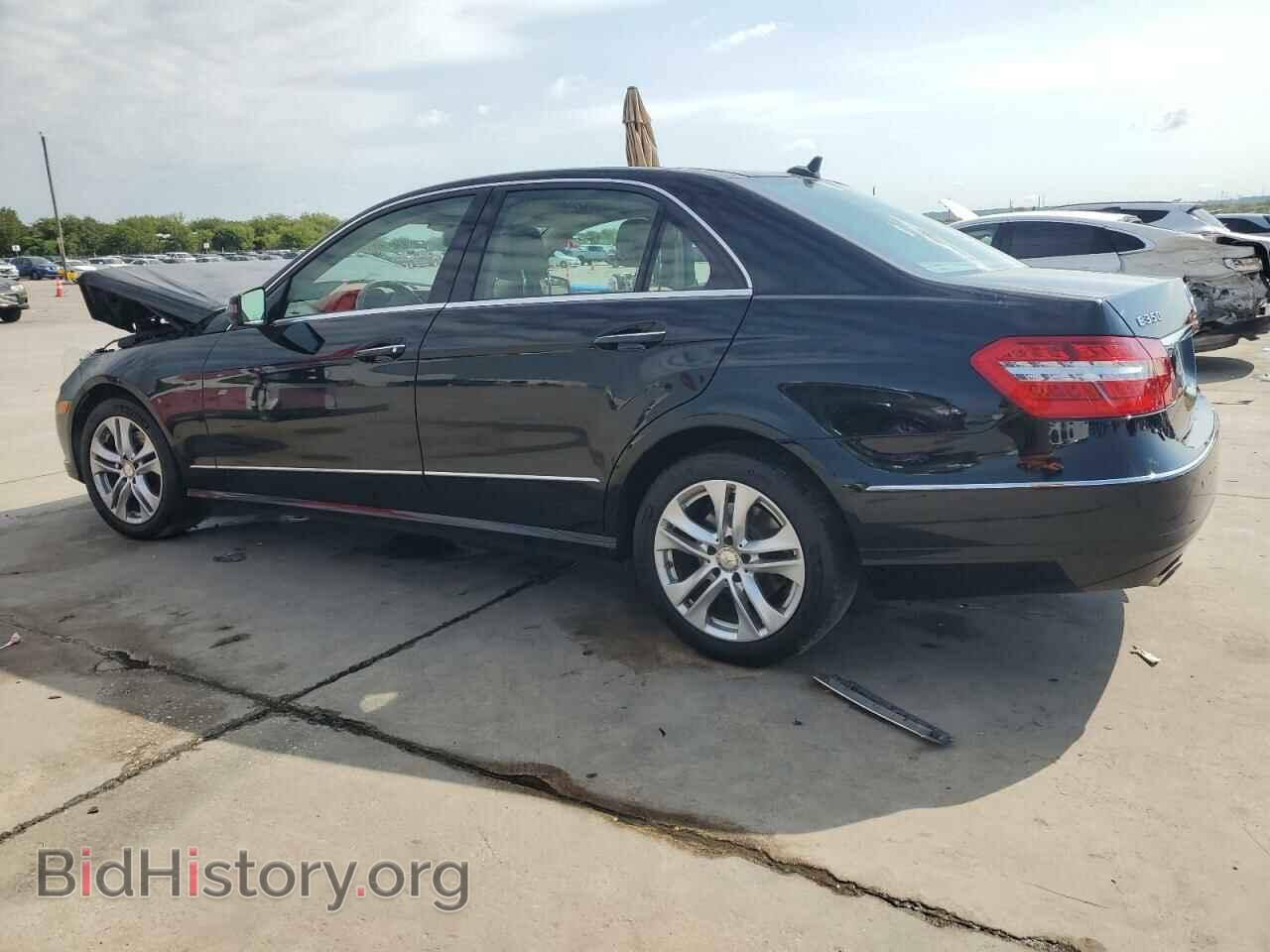 2011 MERCEDES-BENZ E-CLASS - VIN: WDDHF8HB5BA269233 - Фото 2