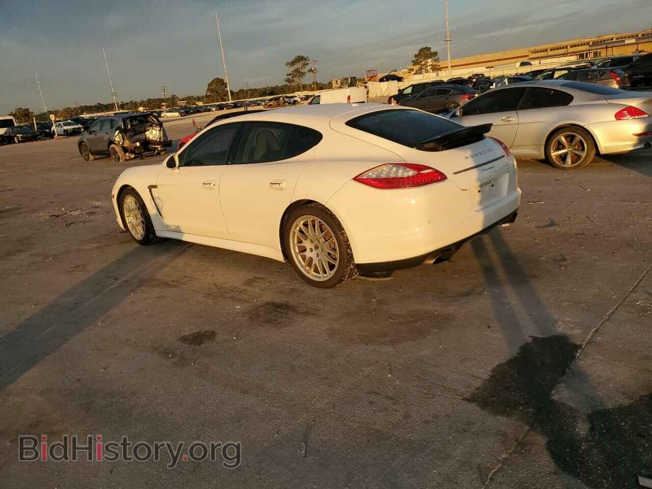 2013 PORSCHE PANAMERA - VIN: WP0AA2A76DL016765 - Фото 2