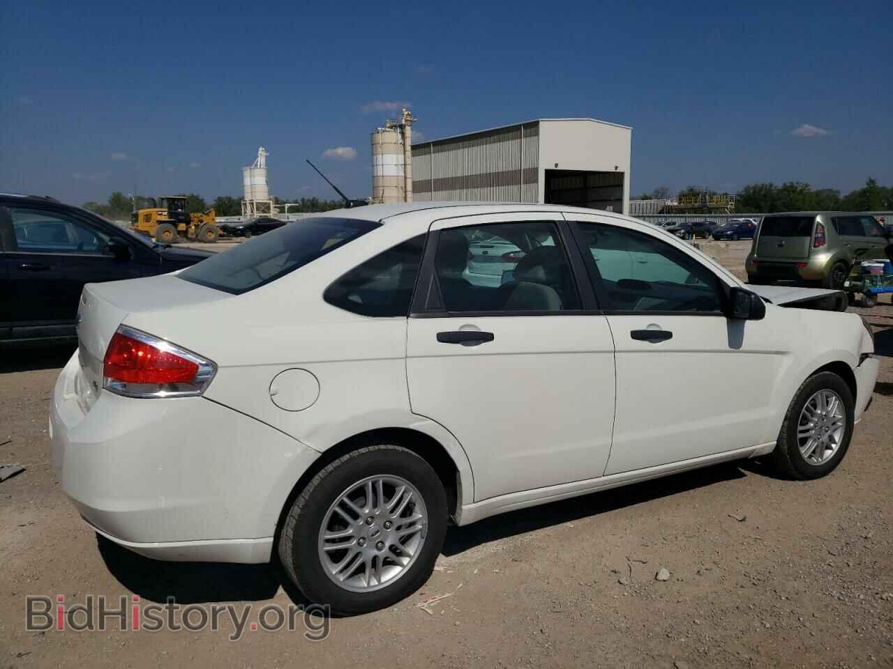 2010 FORD FOCUS - VIN: 1FAHP3FN3AW199634 - Фото 3