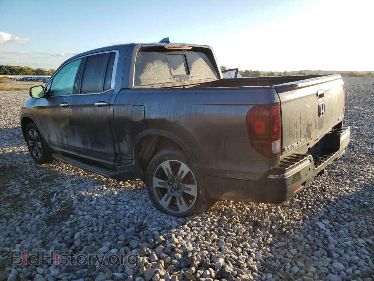 2017 HONDA RIDGELINE - VIN: 5FPYK3F76HB027100 - Фото 2