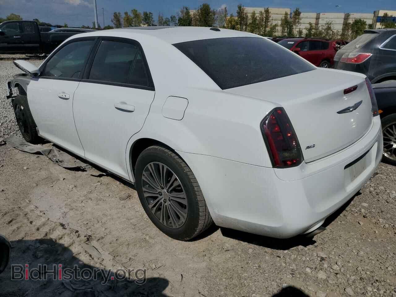 2014 CHRYSLER 300 - VIN: 2C3CCAGG0EH374368 - Фото 2