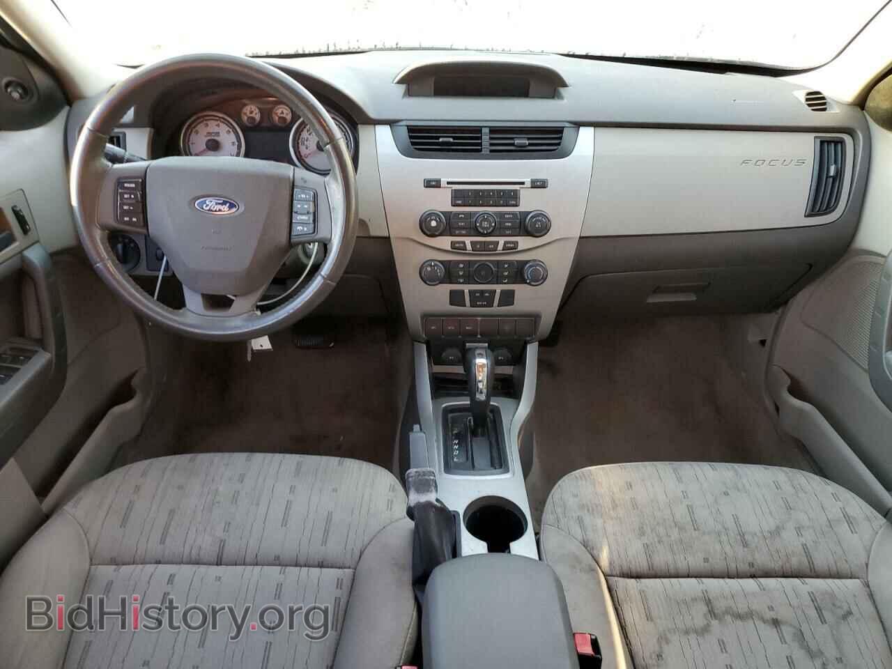 2009 FORD FOCUS - VIN: 1FAHP35N09W102208 - Фото 8