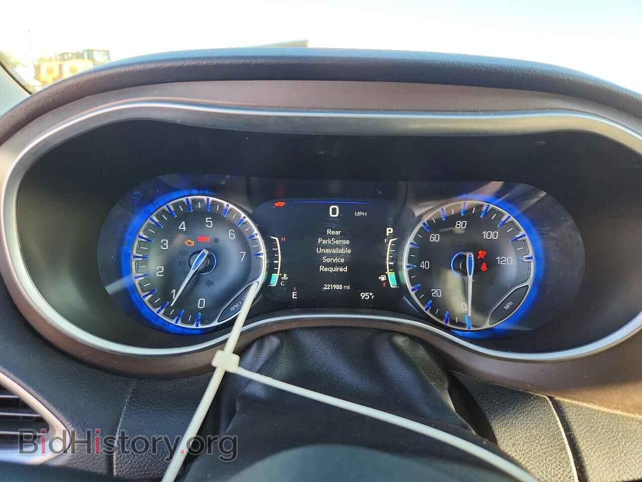 2017 CHRYSLER PACIFICA - VIN: 2C4RC1EG8HR636306 - Photo 9