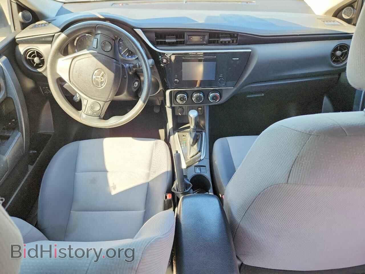 2017 TOYOTA COROLLA - VIN: 2T1BURHE2HC757582 - Photo 8