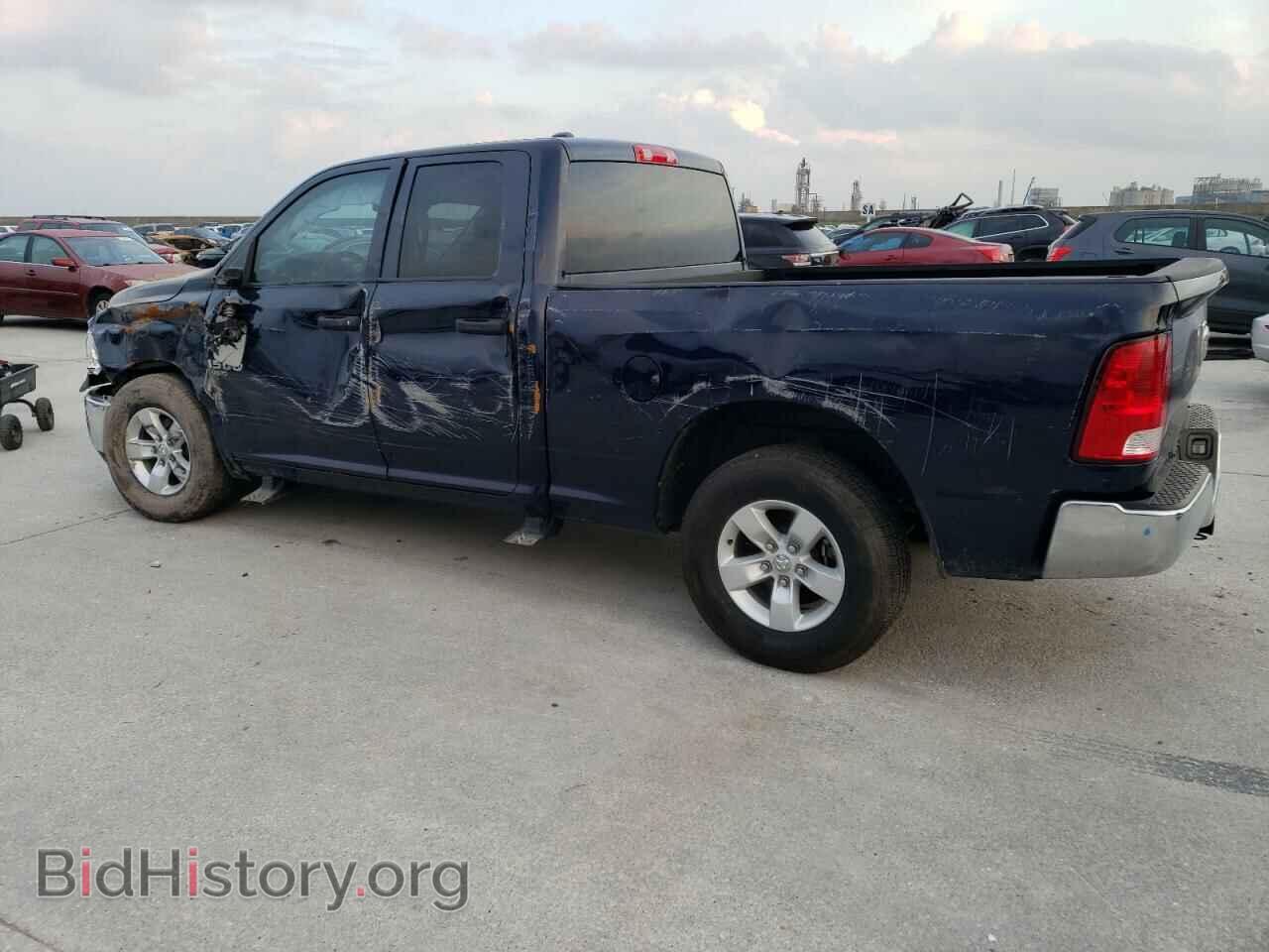 2019 RAM 1500 - VIN: 1C6RR6FG5KS581384 - Photo 2