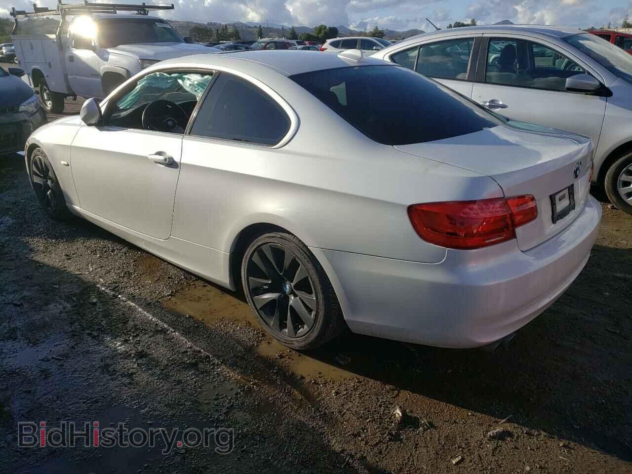 2013 BMW 3 SERIES - VIN: WBAKE5C57DJ107607 - Фото 2