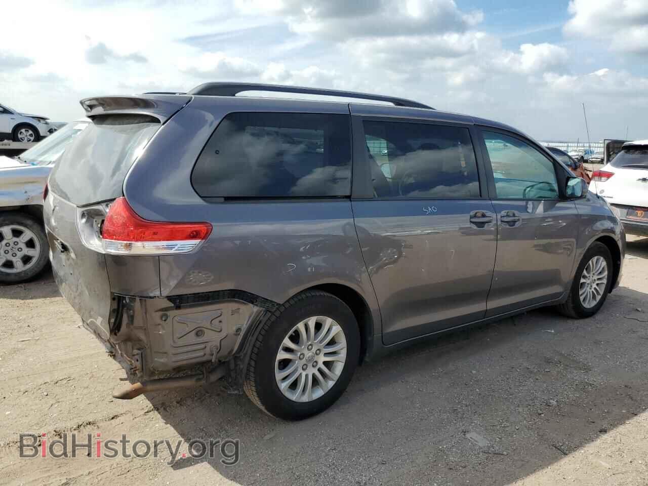 2014 TOYOTA All Models - VIN: 5TDYK3DC1ES512048 - Фото 3