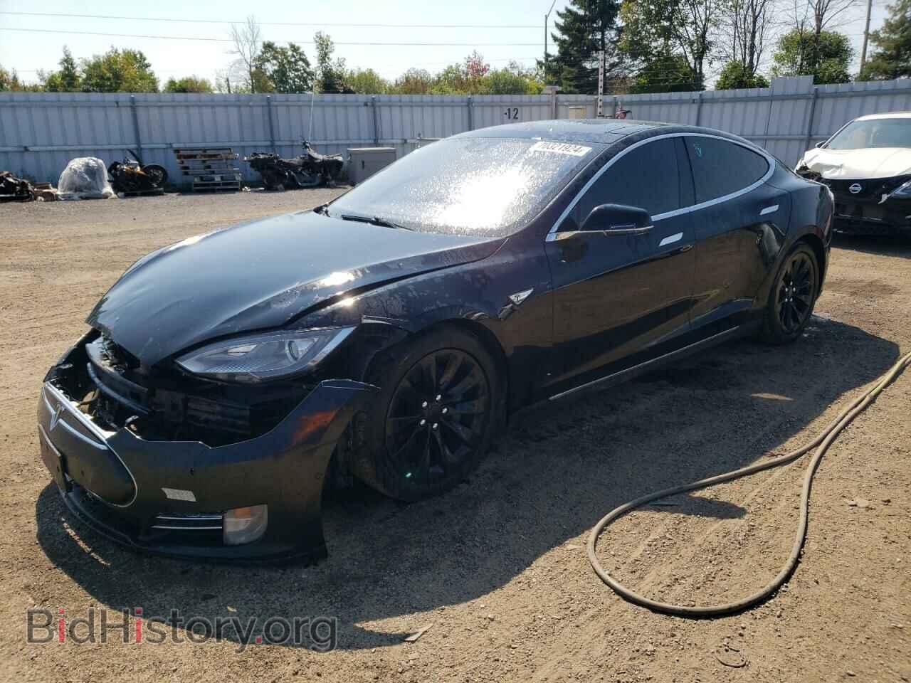 Фотография 5YJSA4H27FF087862 - TESLA MODEL S 2015