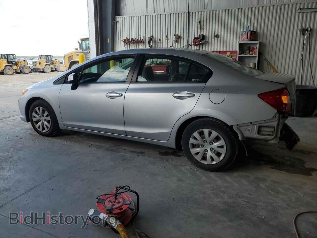 2012 HONDA CIVIC - VIN: 2HGFB2F56CH588197 - Фото 2
