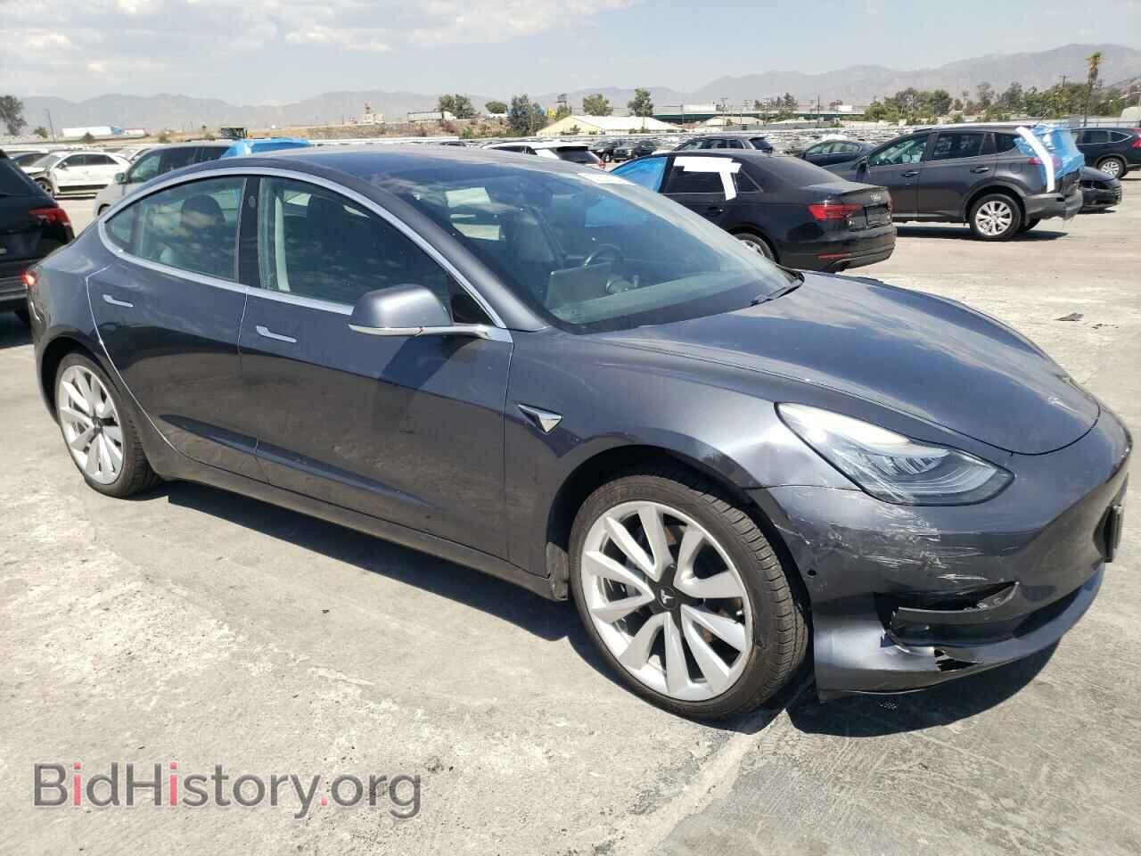 2018 TESLA MODEL 3 - VIN: 5YJ3E1EA8JF163357 - Photo 4