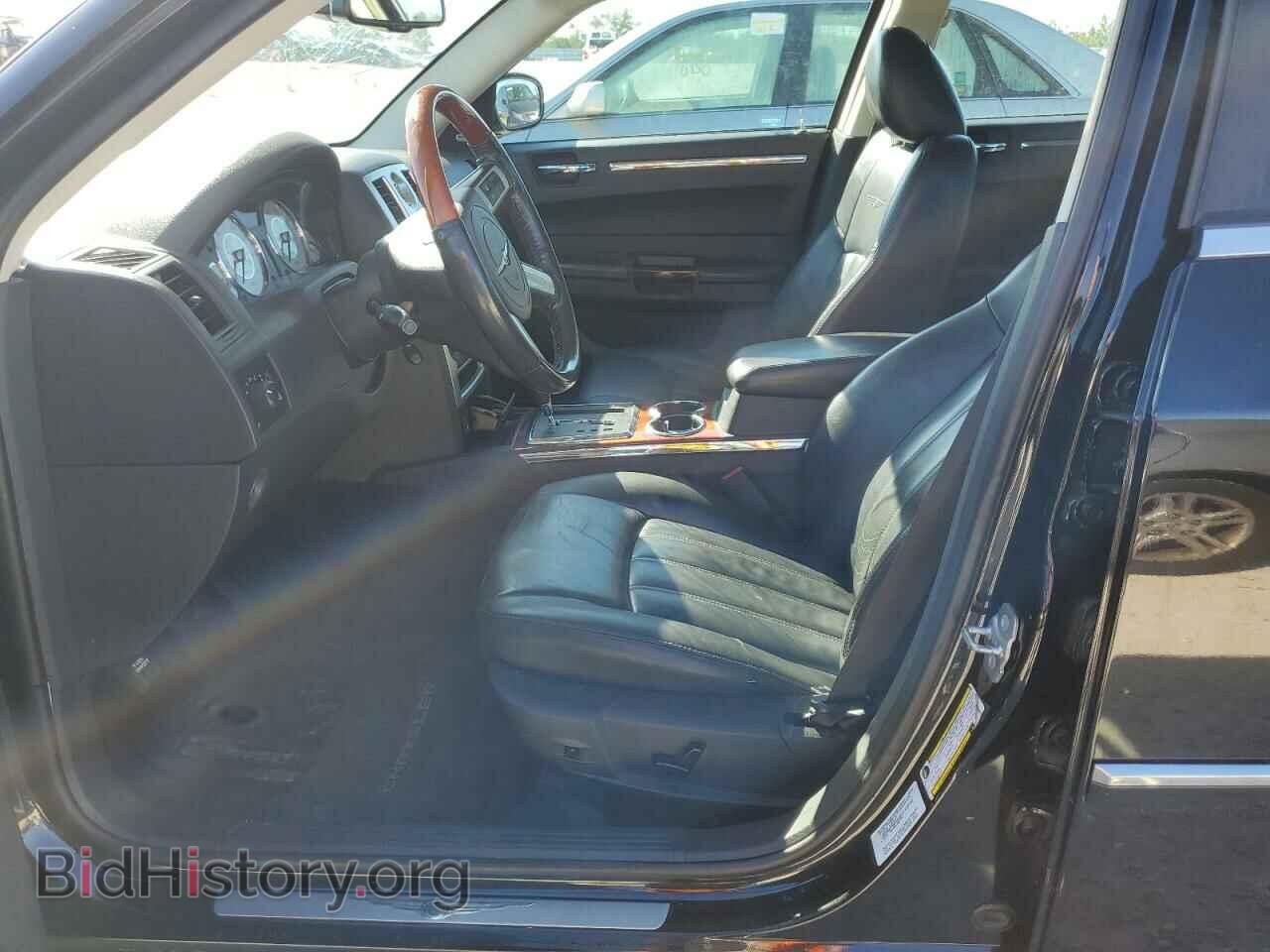 2010 CHRYSLER 300 - VIN: 2C3CA6CT2AH114683 - Фото 7