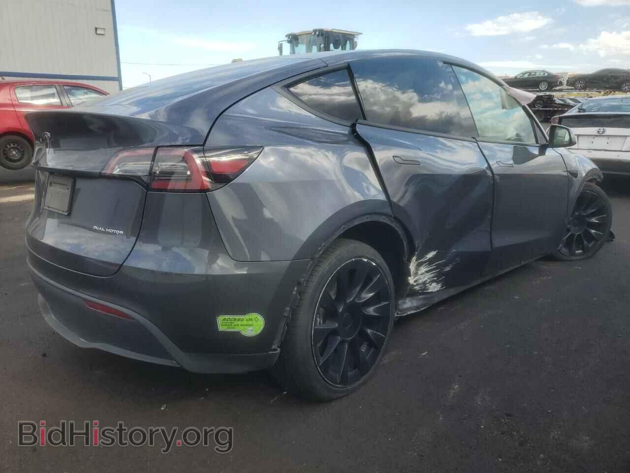 2023 TESLA MODEL Y - VIN: 7SAYGDEE2PF639103 - Фото 3