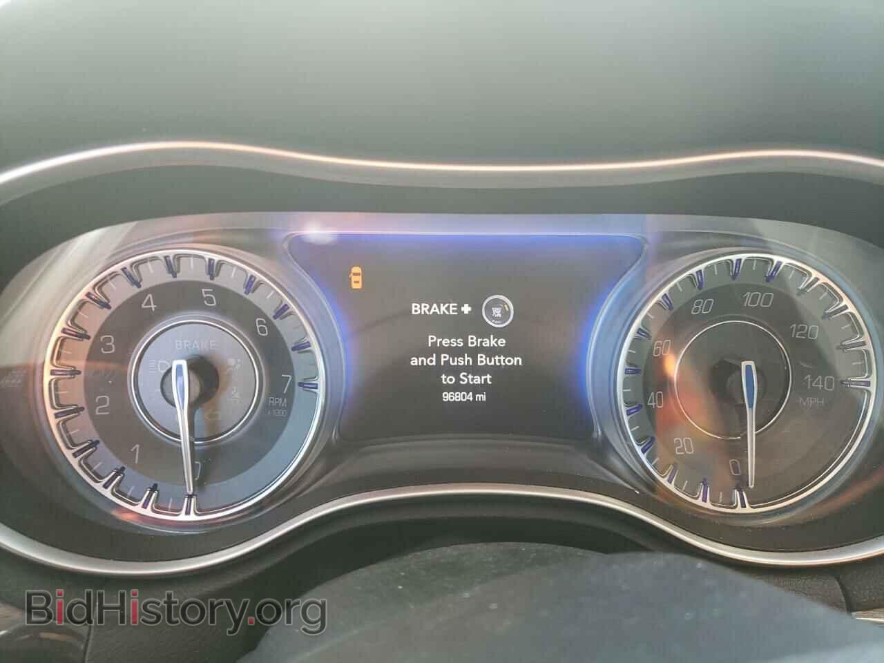 2015 CHRYSLER 300 - VIN: 2C3CCAAG0FH891731 - Фото 9