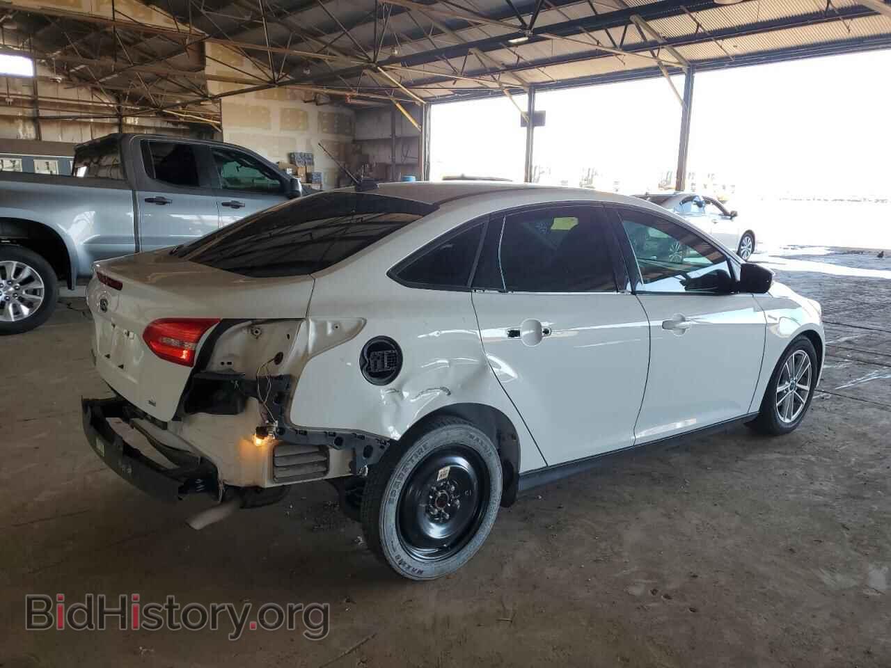 2017 FORD FOCUS - VIN: 1FADP3F28HL296411 - Фото 3