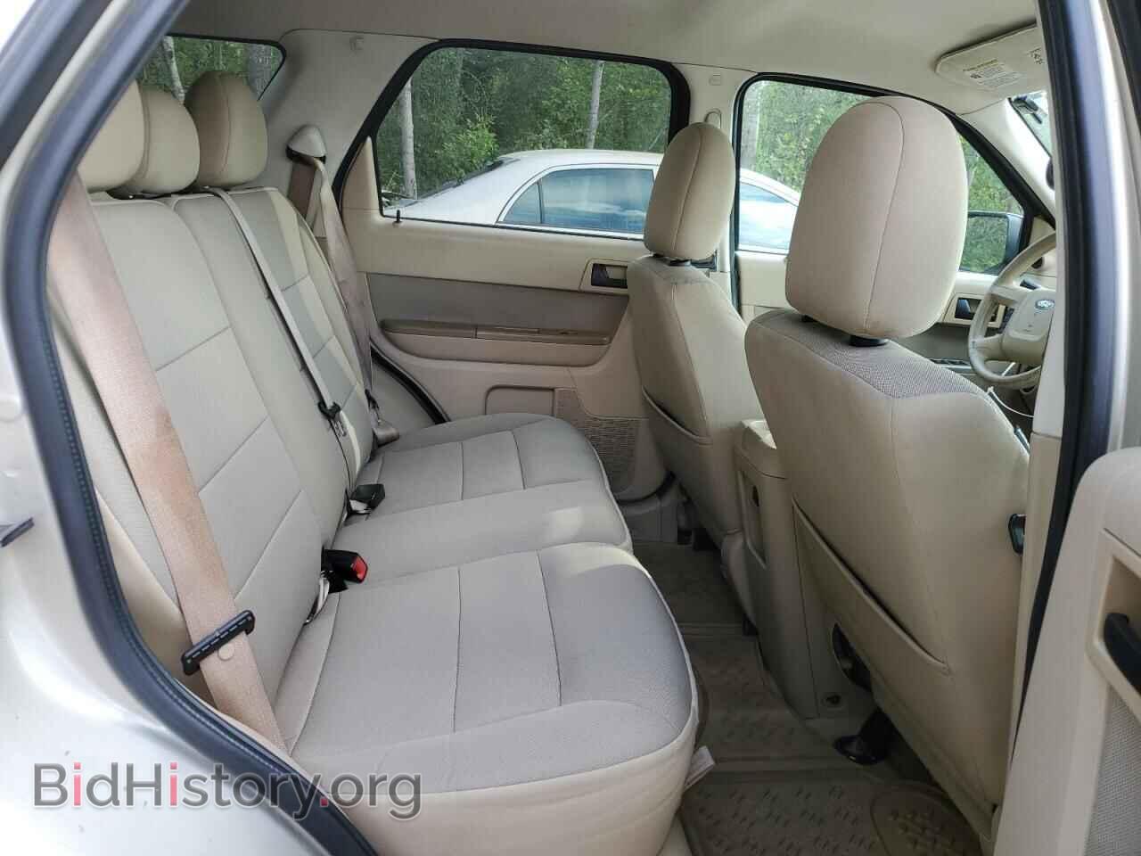 2011 FORD ESCAPE - VIN: 1FMCU0D74BKC45072 - Фото 11