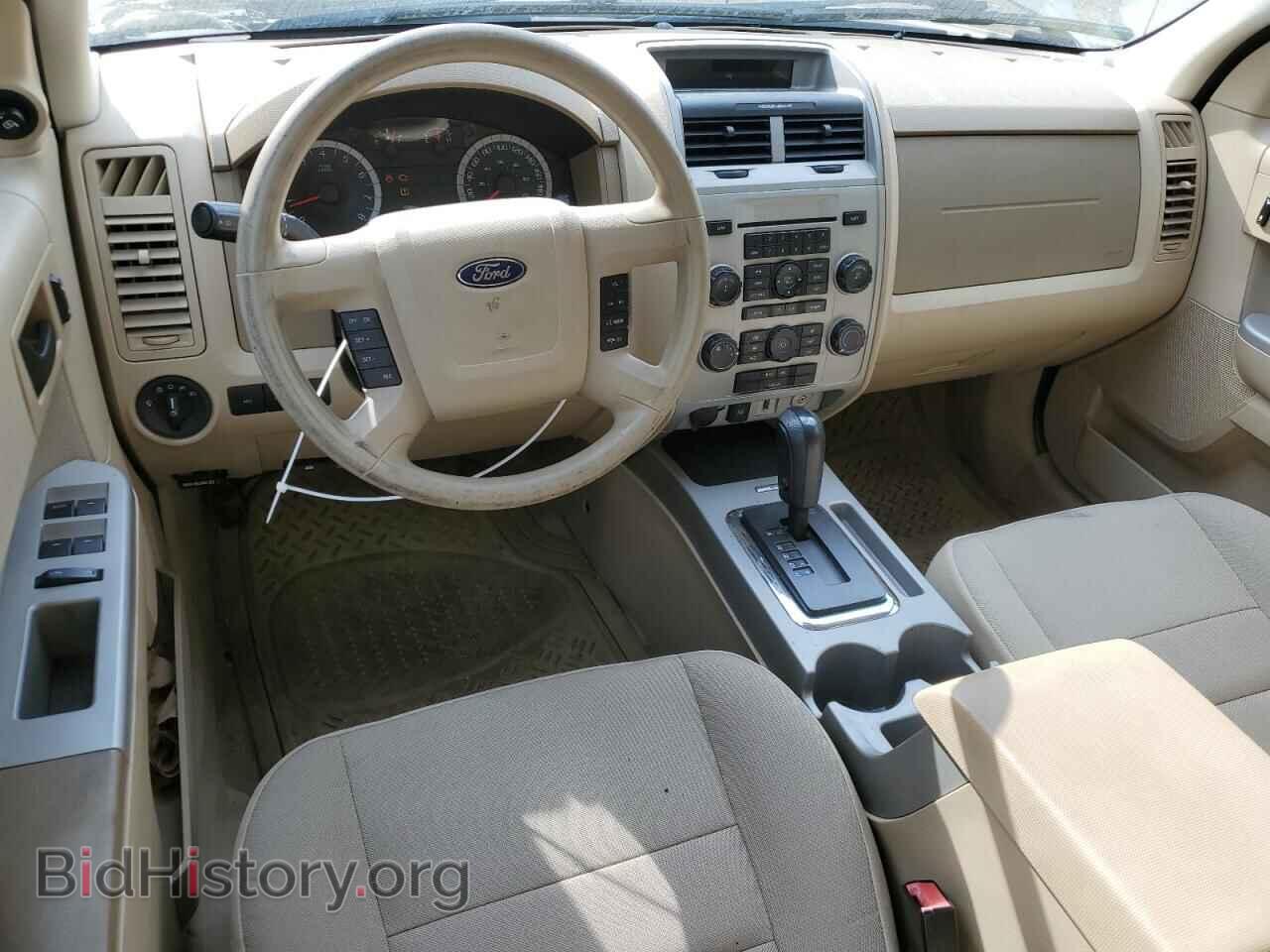 2011 FORD ESCAPE - VIN: 1FMCU0D74BKC45072 - Фото 8