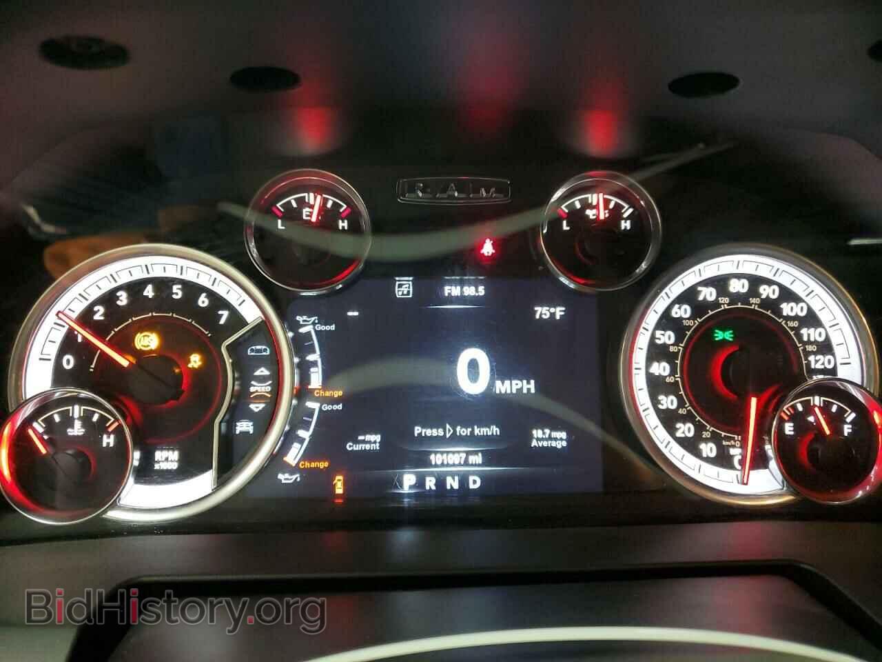 2018 RAM 1500 - VIN: 1C6RR7LT4JS300083 - Фото 9