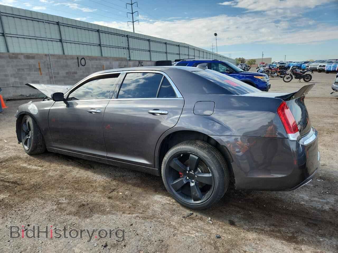 2019 CHRYSLER 300 - VIN: 2C3CCAEG1KH534286 - Фото 2