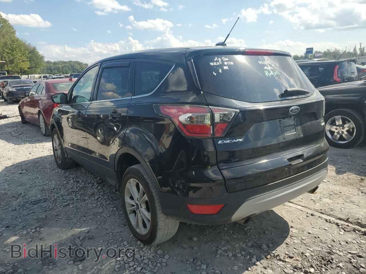 2017 FORD ESCAPE - VIN: 1FMCU0GD7HUB20582 - Фото 2