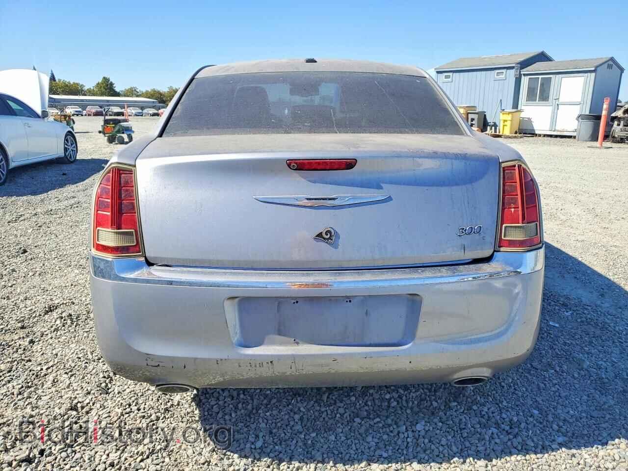 2011 CHRYSLER 300 - VIN: 2C3CA5CG6BH531190 - Photo 6