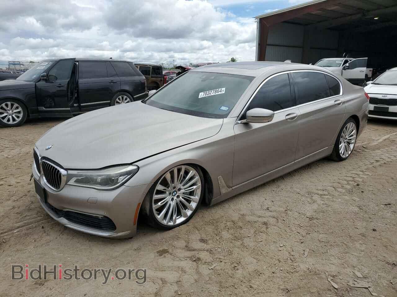 Photo WBA7F0C56GGL99760 - BMW 7 SERIES 2016