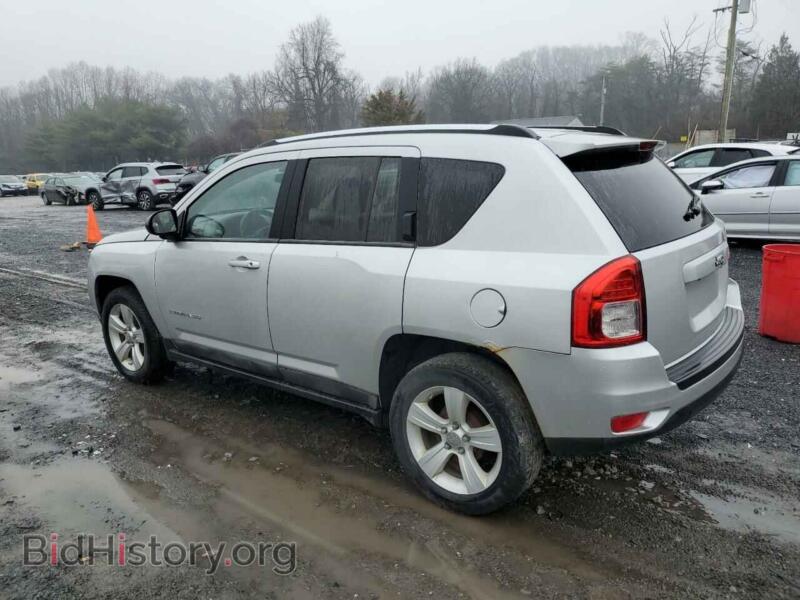 2011 Jeep COMPASS (VIN 1J4NT1FA8BD137776) — photo 2 of 13