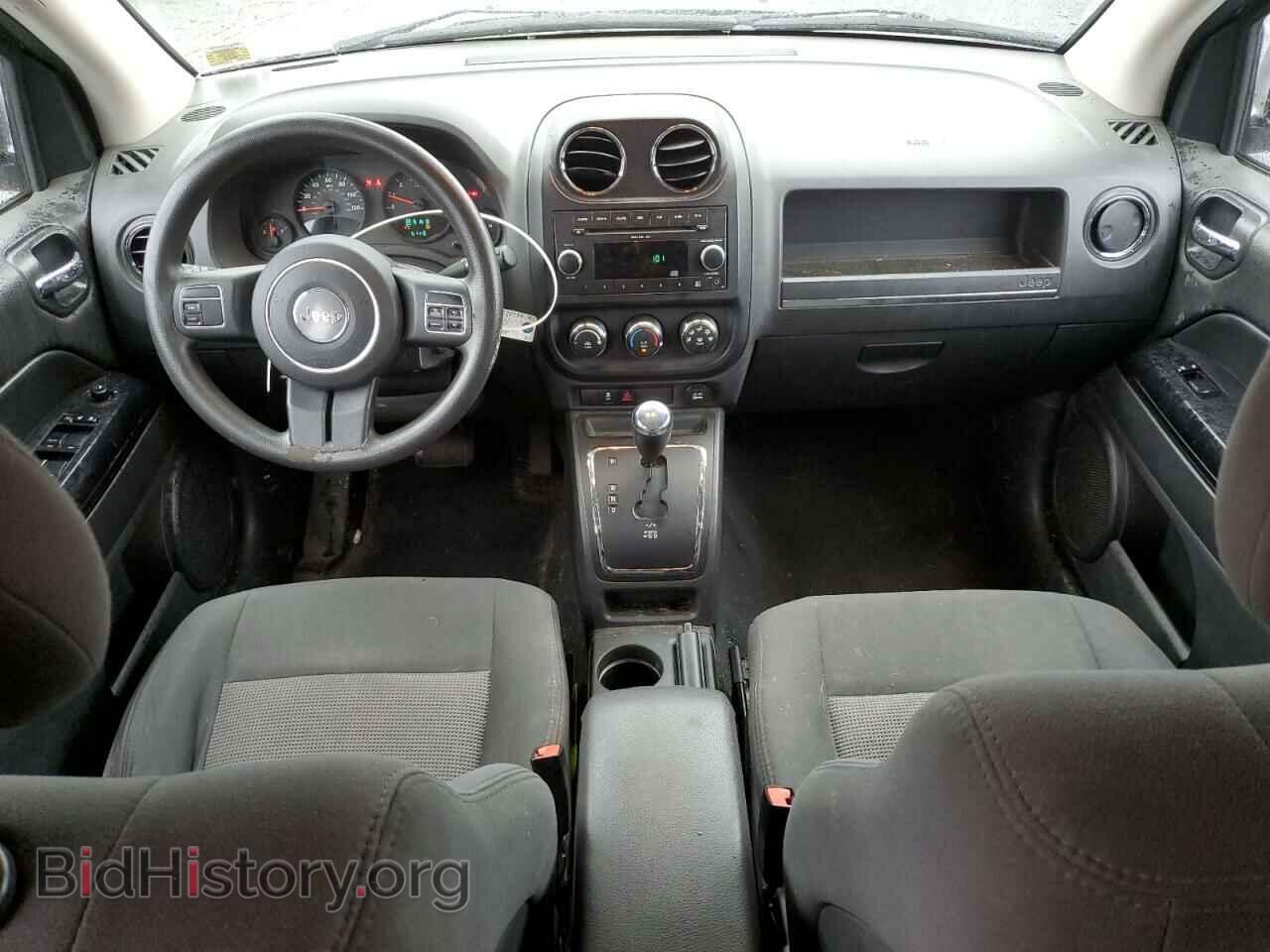 2011 JEEP COMPASS - VIN: 1J4NT1FA8BD137776 - Photo 8
