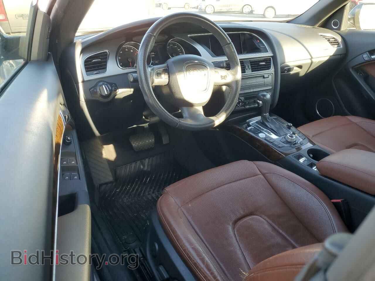 2010 AUDI A5 - VIN: WAUVFAFH2AN013731 - Фото 8