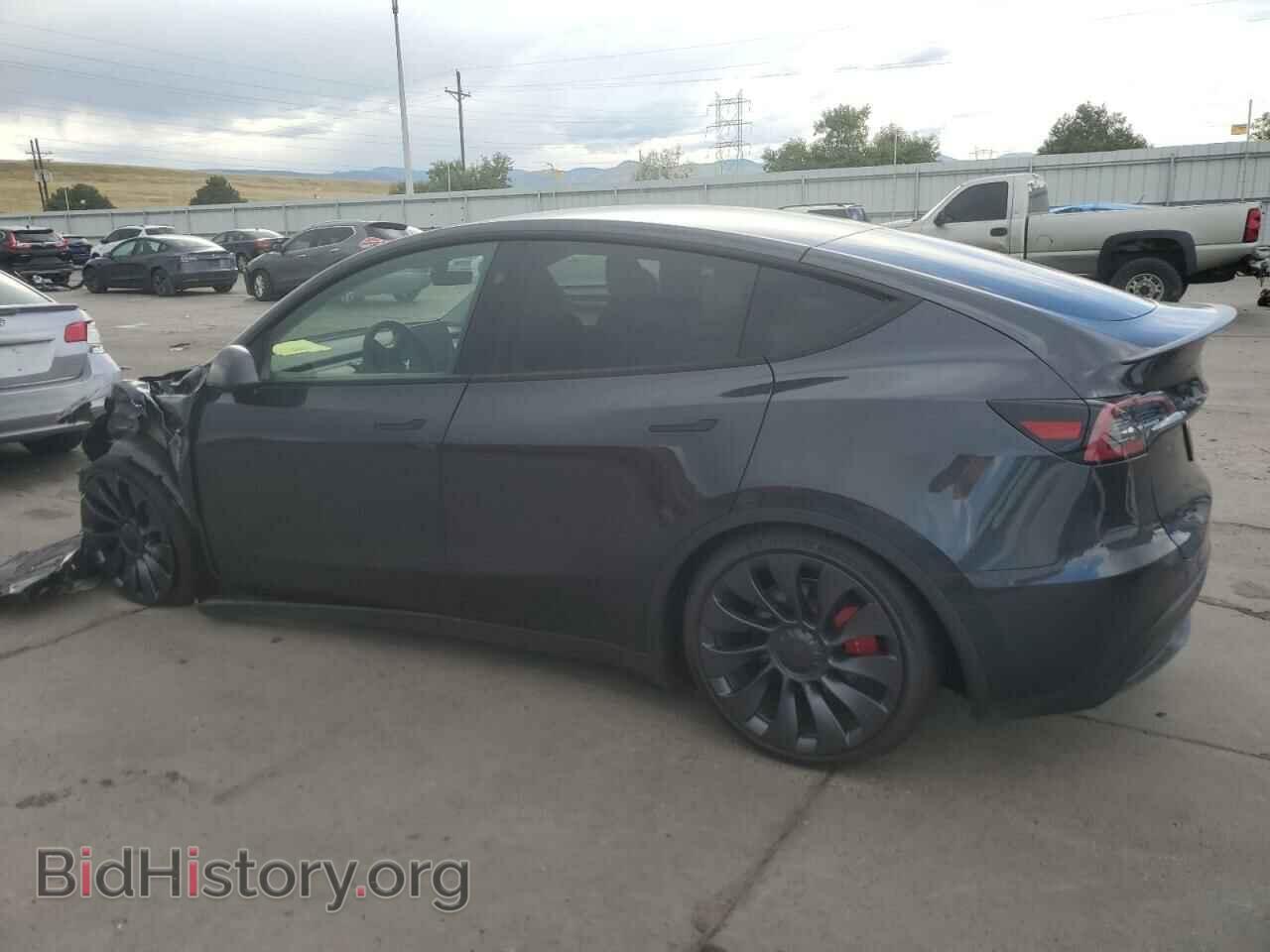 2024 TESLA MODEL Y - VIN: 7SAYGDEF7RF038944 - Фото 2