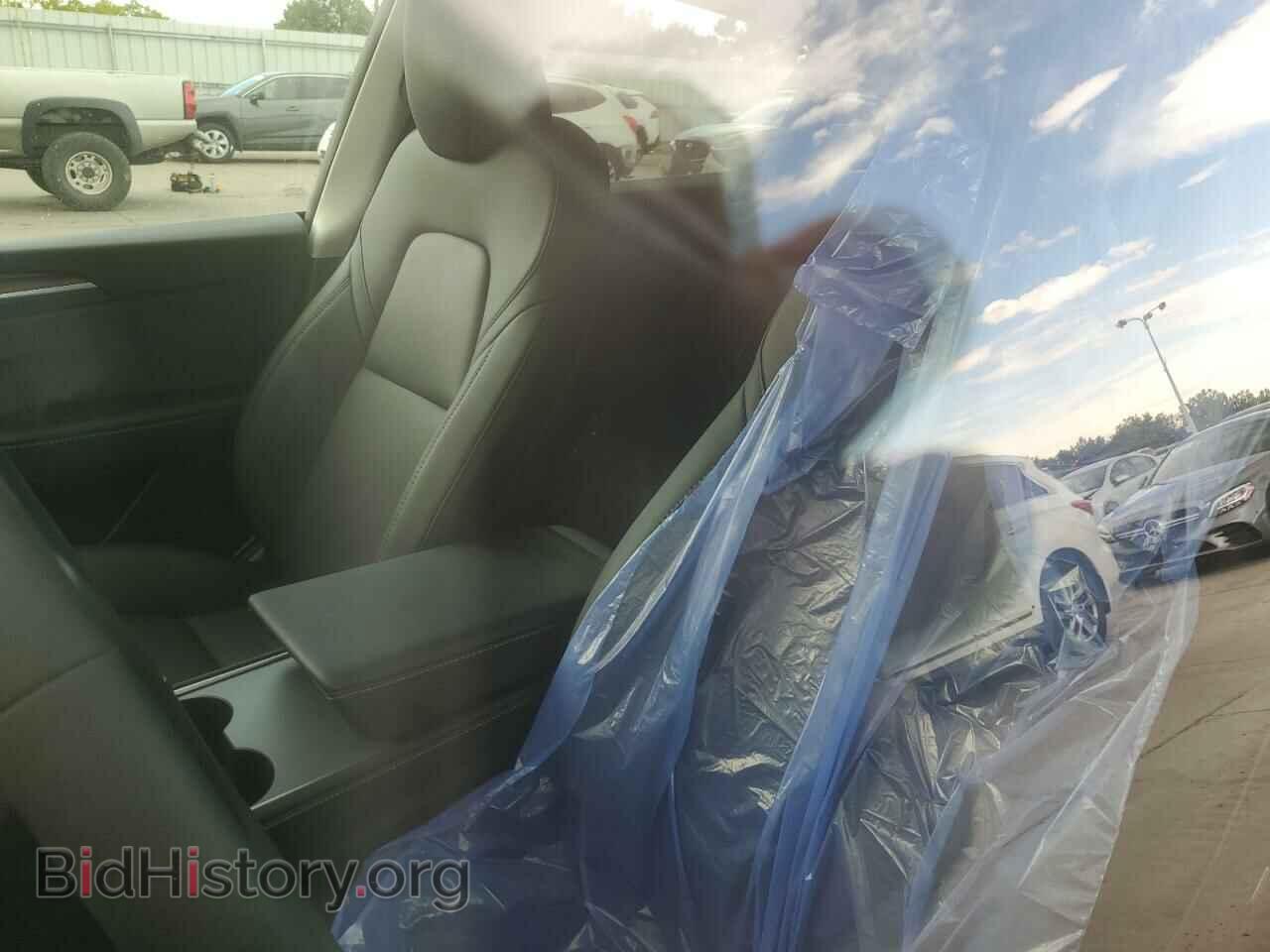2024 TESLA MODEL Y - VIN: 7SAYGDEF7RF038944 - Фото 10