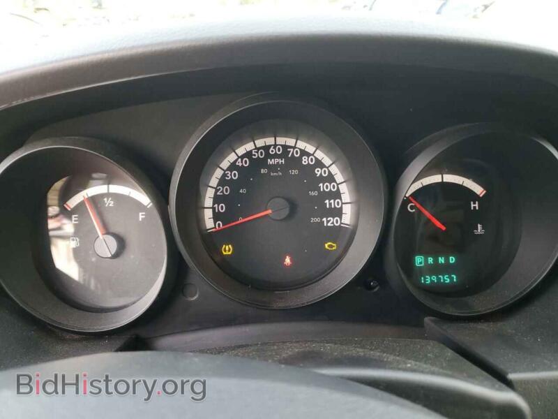 2010 Dodge CARAVAN (VIN 2D4CN1AE5AR447450) — фото 9 из 13