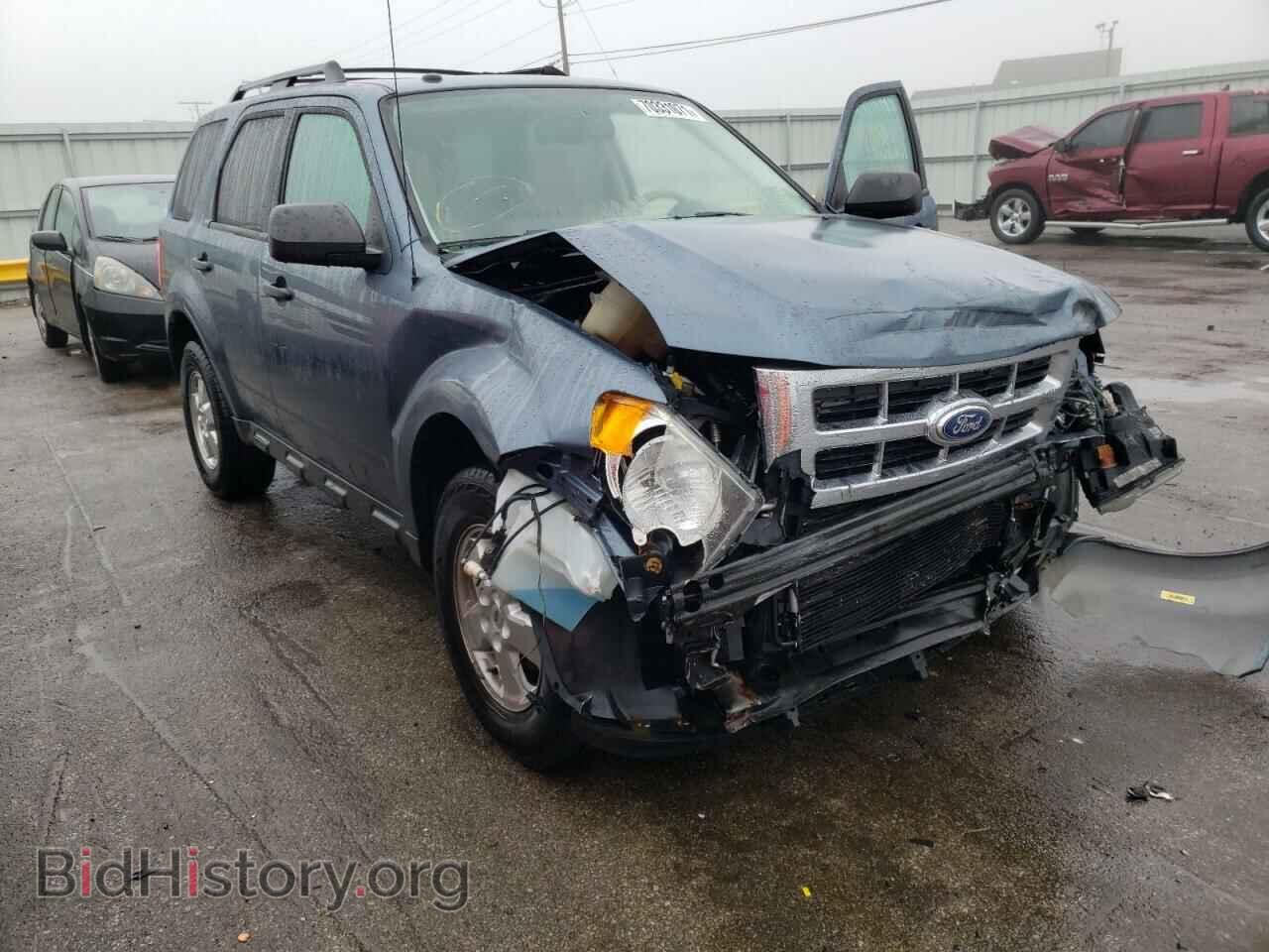 Фотография 1FMCU0DG7BKC70693 - FORD ESCAPE 2011