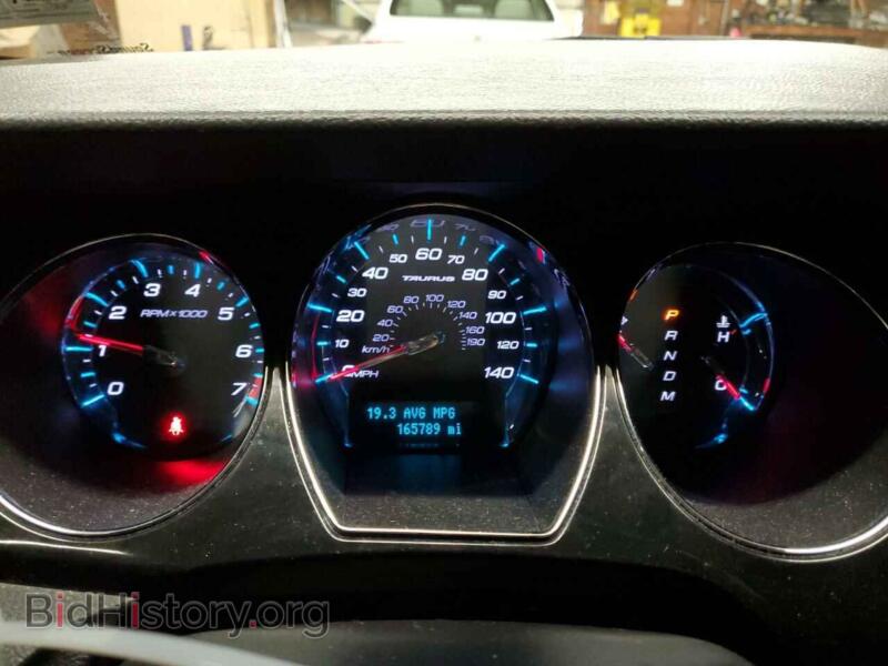 2011 Ford TAURUS (VIN 1FAHP2FW7BG175156) — photo 9 of 12