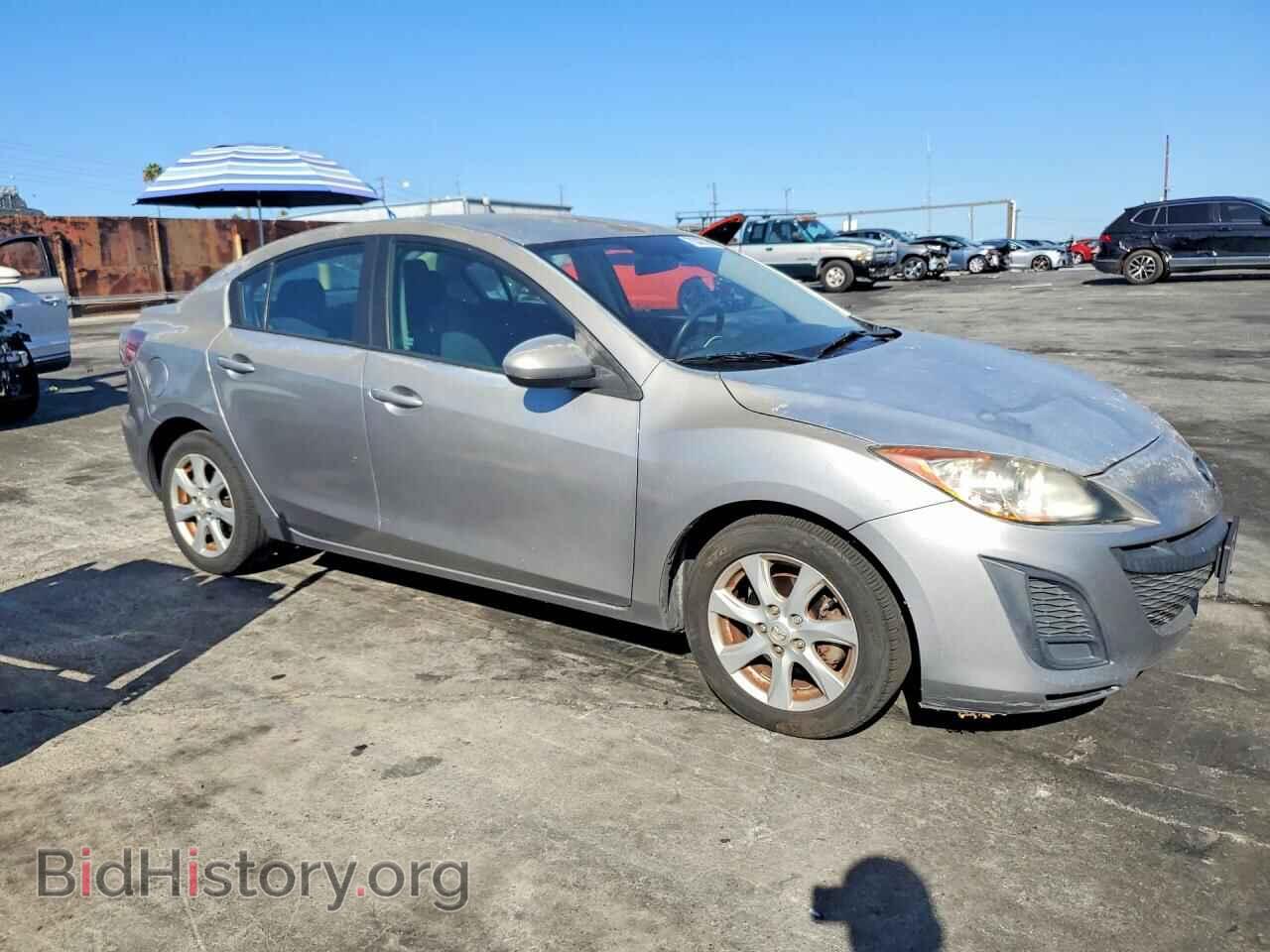 2011 MAZDA 3 - VIN: JM1BL1VG3B1900352 - Photo 4
