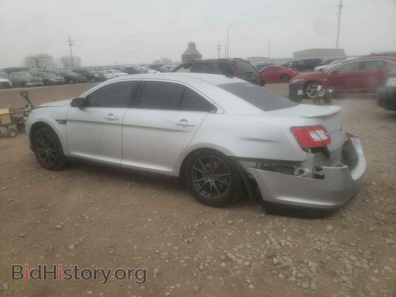 2010 FORD TAURUS - VIN: 1FAHP2KT7AG131099 - Фото 2
