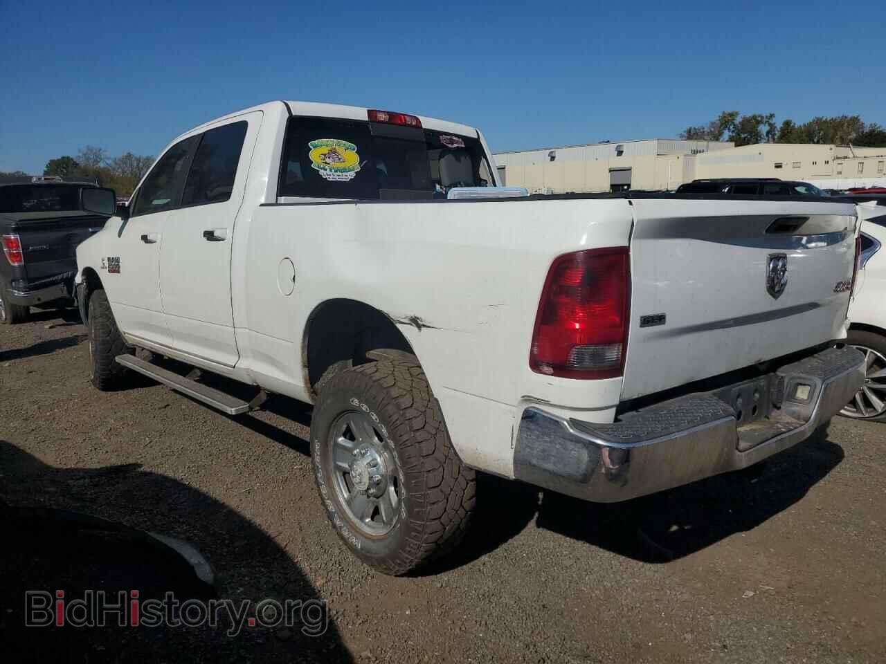 2016 RAM All Models - VIN: 3C6UR5DL4GG284853 - Фото 2