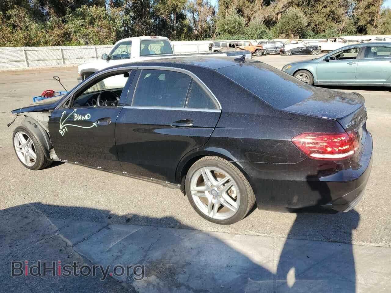 2014 MERCEDES-BENZ E-CLASS - VIN: WDDHF5KB9EA946070 - Фото 2