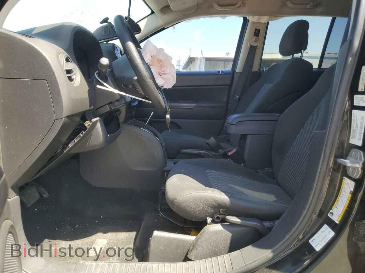 2012 JEEP COMPASS - VIN: 1C4NJCEA4CD719738 - Photo 7