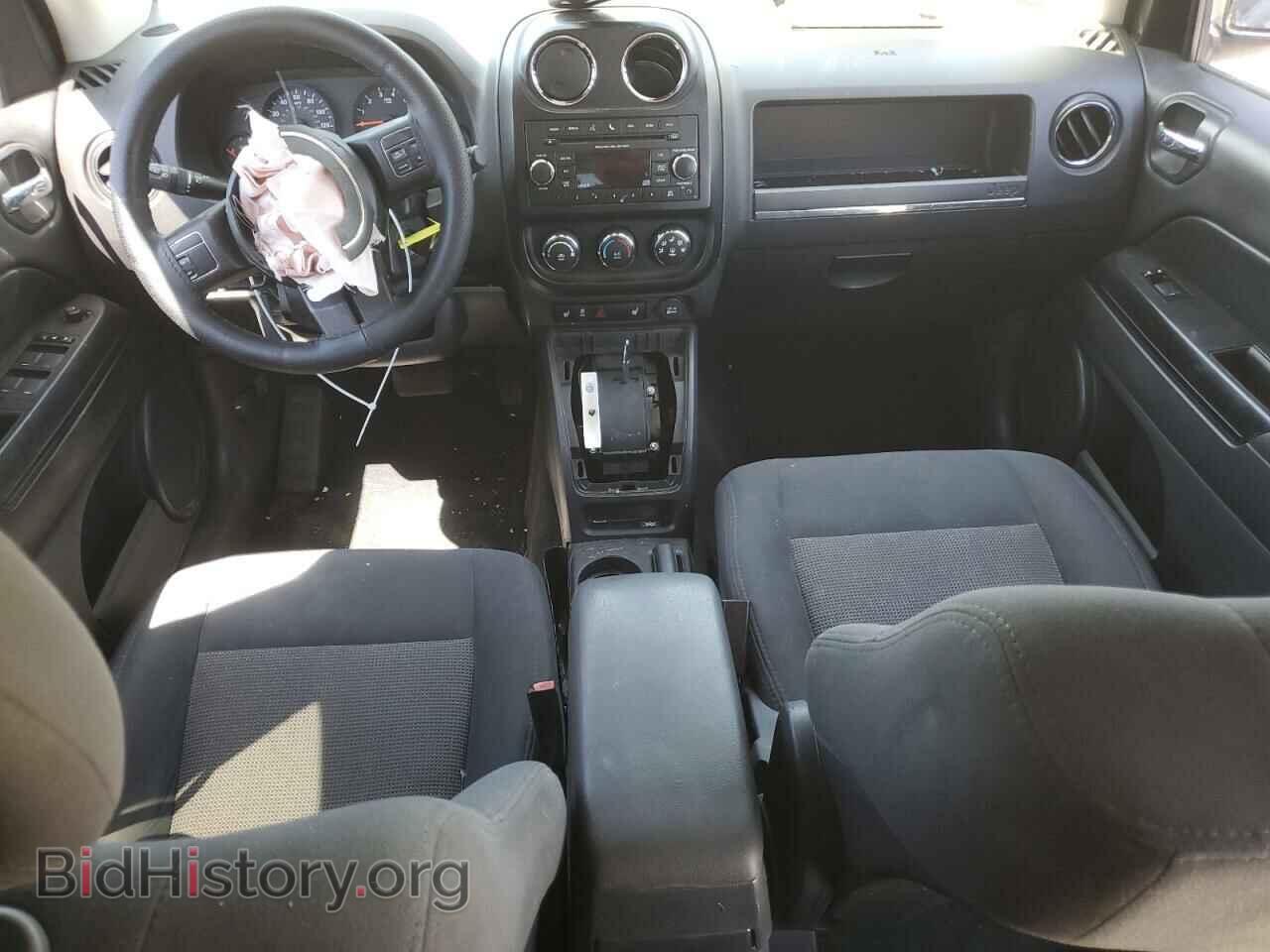 2012 JEEP COMPASS - VIN: 1C4NJCEA4CD719738 - Photo 8