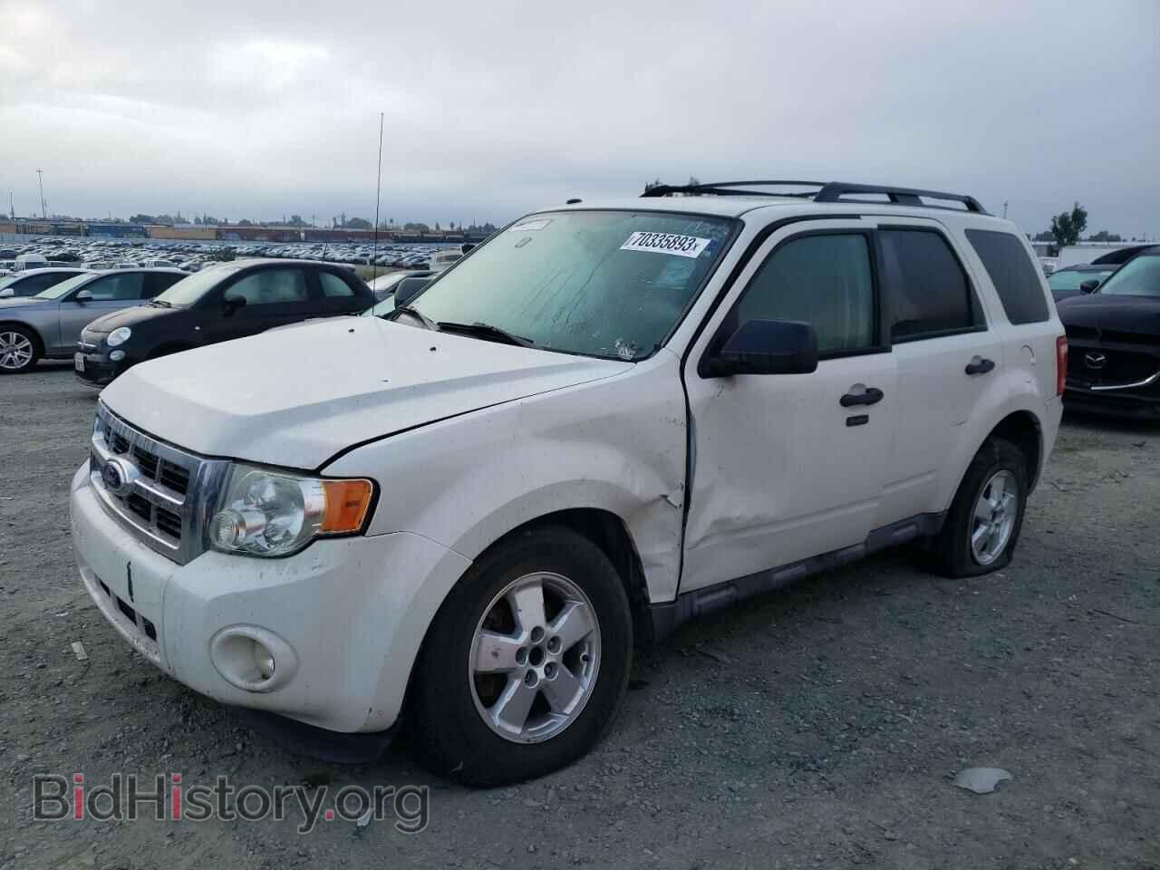 Фотография 1FMCU0D76AKD26184 - FORD ESCAPE 2010