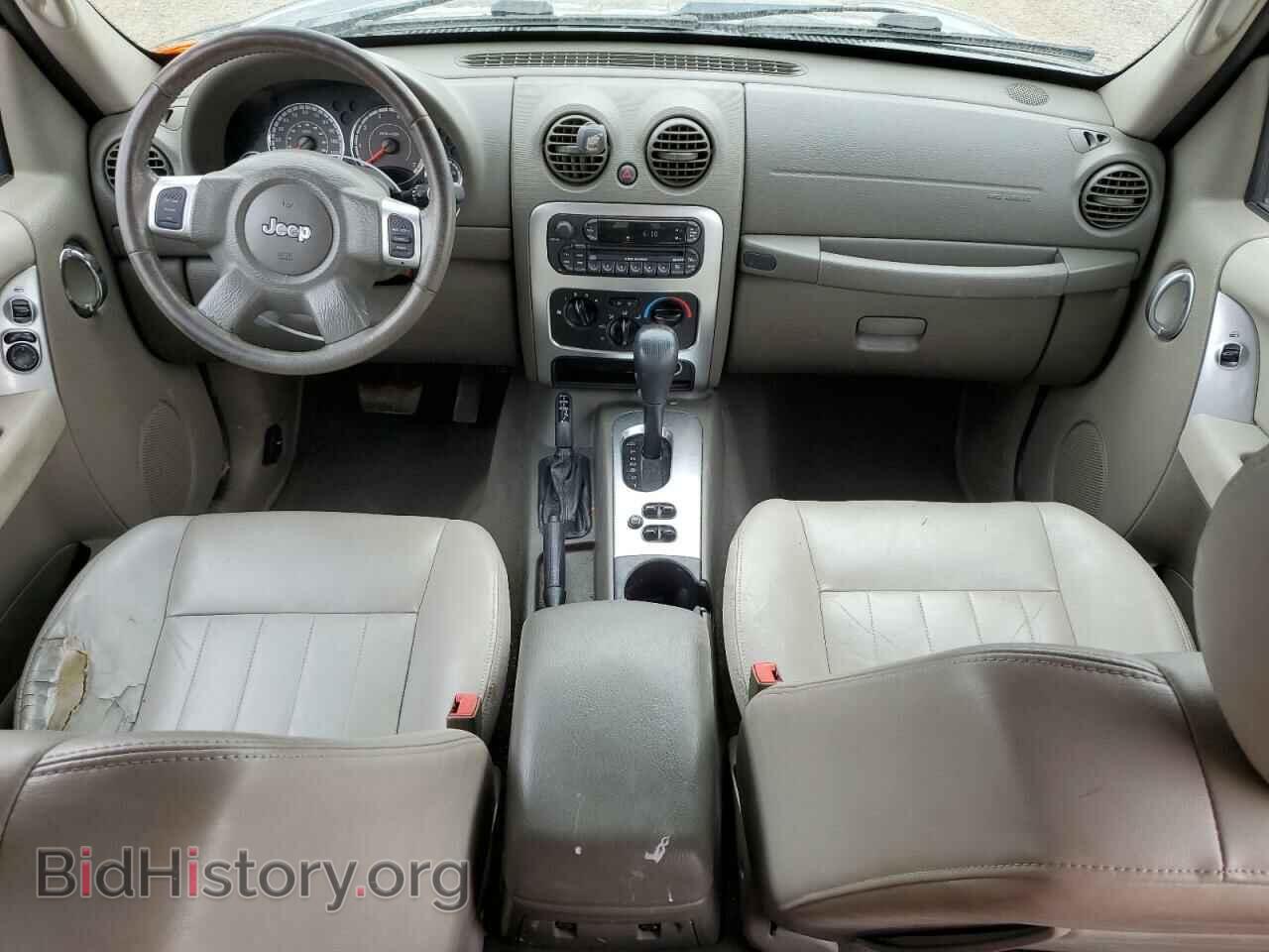 2006 JEEP LIBERTY - VIN: 1J4GL58K76W173314 - Фото 8