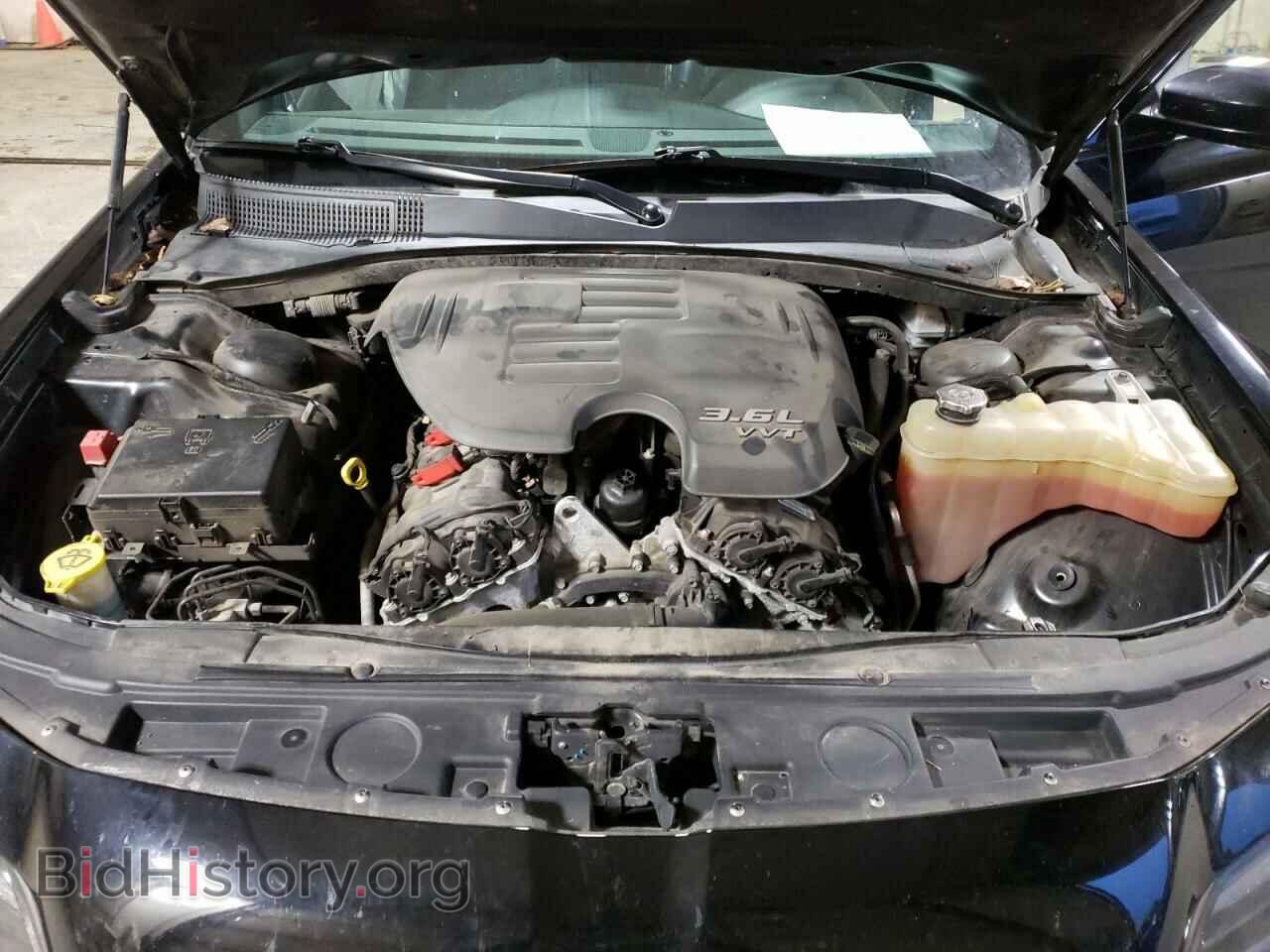 2016 CHRYSLER 300 - VIN: 2C3CCAGG8GH209087 - Фото 11