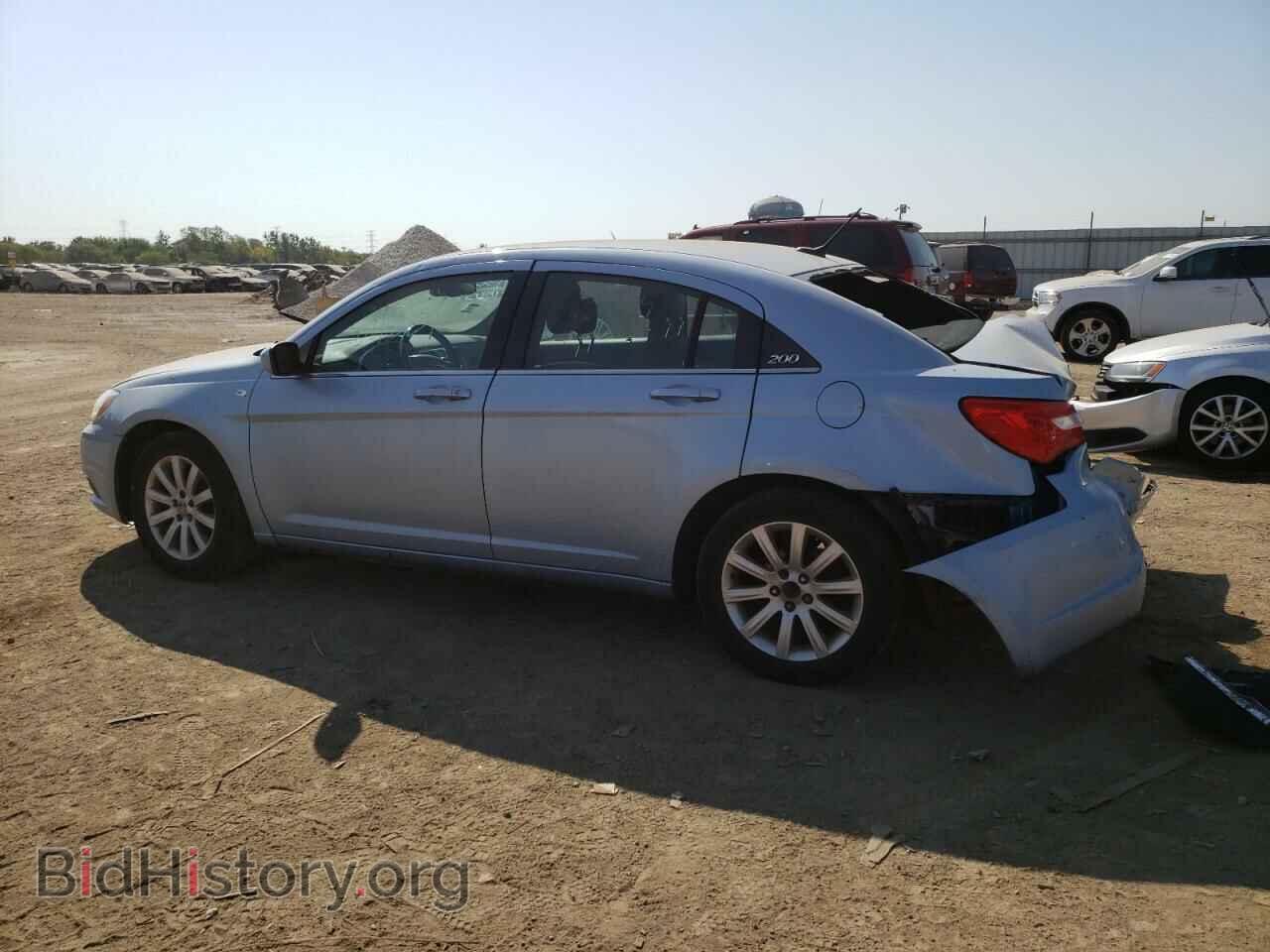 2013 CHRYSLER 200 - VIN: 1C3CCBBB9DN545982 - Фото 2