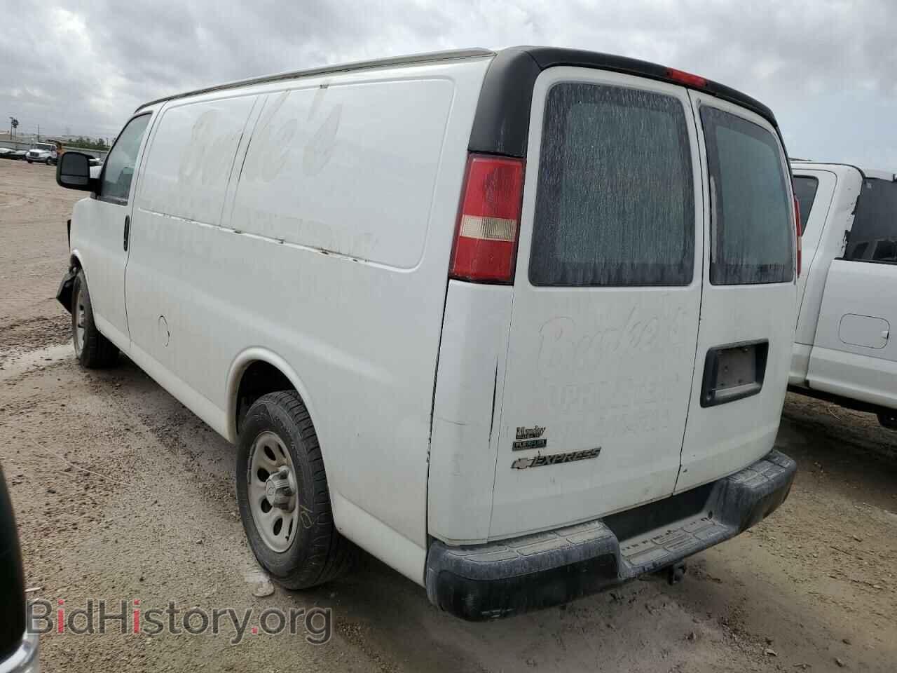 2011 CHEVROLET EXPRESS - VIN: 1GCSGAF49B1120171 - Фото 2