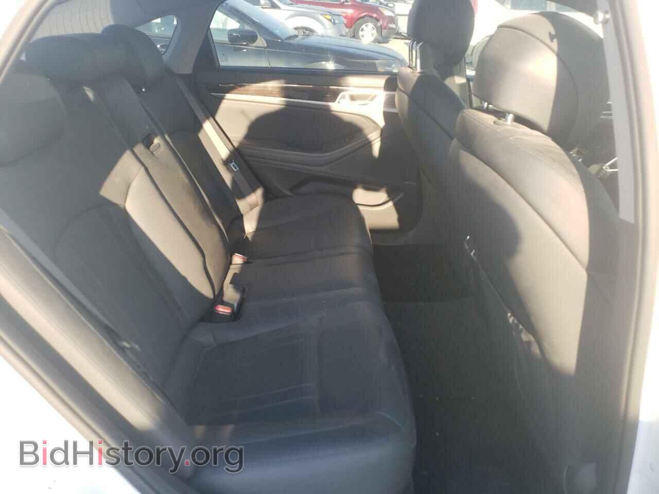 2018 GENESIS G80 - VIN: KMHGN4JE9JU235259 - Photo 10