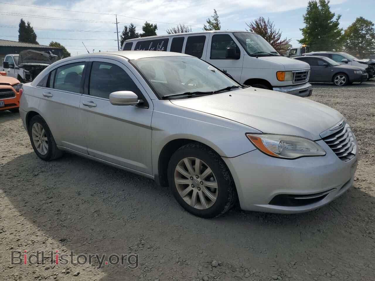 2011 CHRYSLER 200 - VIN: 1C3BC1FG2BN526747 - Фото 4