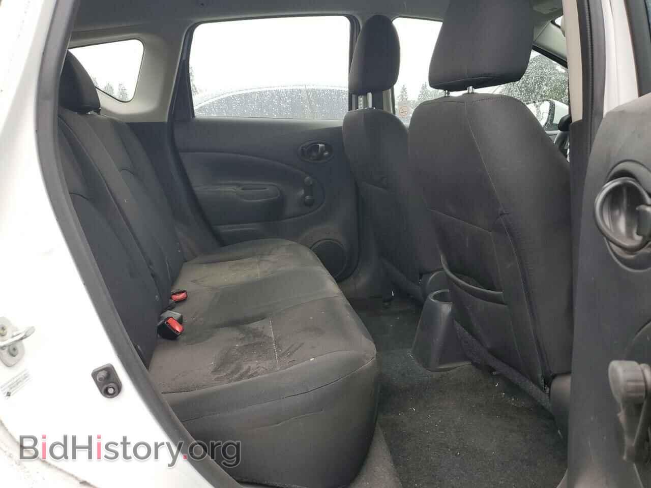 2019 NISSAN VERSA - VIN: 3N1CE2CP3KL360827 - Photo 10