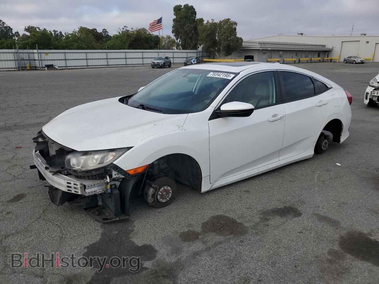 Фотография 19XFC2F70HE227452 - HONDA CIVIC 2017