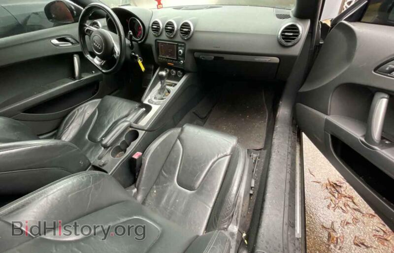 2013 Audi TT (VIN TRUBFAFK8D1015776) — фото 9 из 10